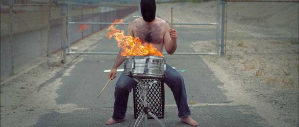 sztuka-wideo-artysta-konrad-smolenski-energy-hunters-610_4